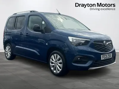 Used Vauxhall Combo Elite 130 HP (95 kW) 2021 Blue MPV