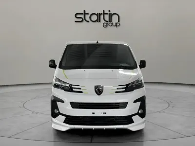 Używany Peugeot Expert Sport 175 KM (128 kW) 2026 Biały Van