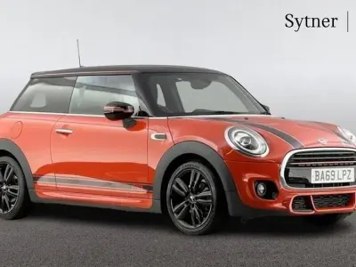 Used Mini Cooper Hatch 134 HP (98 kW) 2019 Orange Hatchback