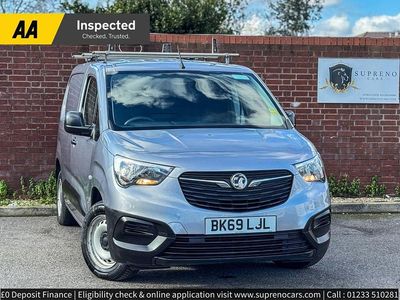 Used Vauxhall Combo Edition 100 HP (73 kW) 2020 Grey MPV