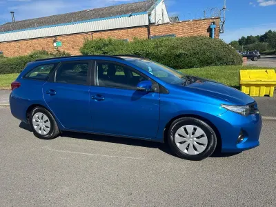 Used Toyota Auris