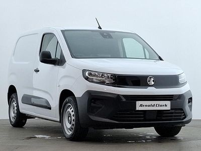 White Used 2024 Vauxhall Combo MPV | £13,498 (Fair price)