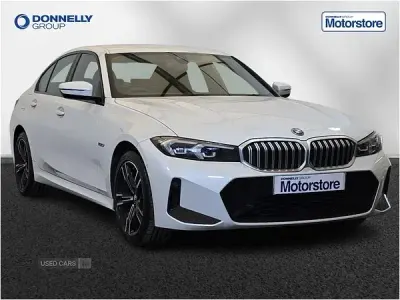 Begagnad BMW 330e M Sport 288 HK (211 kW) 2022 Vit Sedan