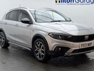 Used Fiat Tipo Cross 100 HP (73 kW) 2021