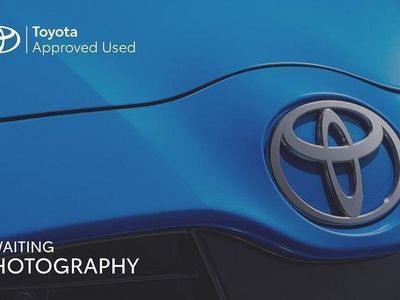 Red Used 2022 Toyota Yaris Hybrid Hatchback | £17,485 (Fair price)