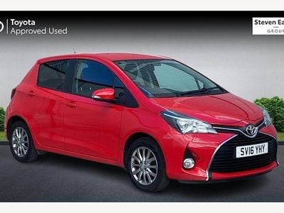 Used Toyota Yaris 99 HP (72 kW) 2016 Hatchback