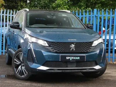 Second-hand Peugeot 5008 Premium 129 CP (94 kW) 2023 Albastru SUV