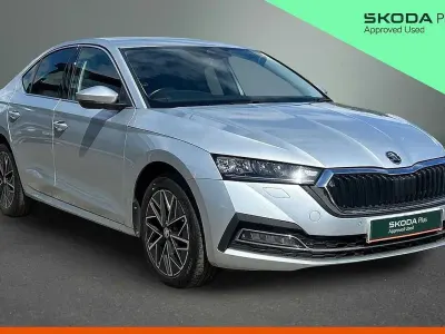Used Skoda Octavia SE L 147 HP (108 kW) 2023 Brilliant silver metallic Hatchback