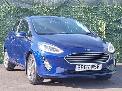 Usado Ford Fiesta Titanium 125 HP (91 kW) 2017 Azul Citadino