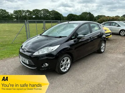 Used Ford Fiesta Zetec 96 HP (70 kW) 2012 Black Hatchback