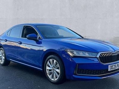 Blue Used 2025 Skoda Superb SE Technology Hatchback | £25,290 (Fair price)
