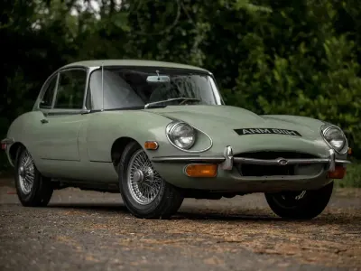 Used Jaguar E-Type 265 HP (194 kW) 1970 Green