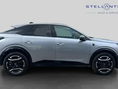 Used Peugeot e-3008 GT 152 kW (207 HP) 2025 Grey SUV