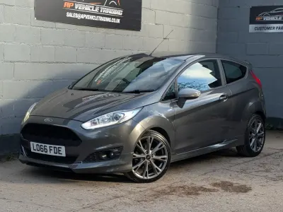 Used Ford Fiesta ST-Line 140 HP (102 kW) 2016 Grey Hatchback