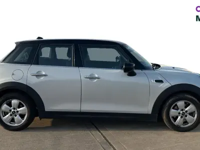 Used Mini Cooper Classic 136 HP (100 kW) 2019 Silver Hatchback