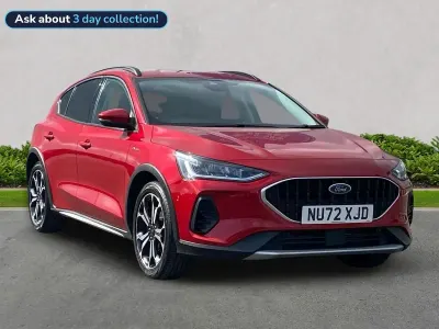 Used Ford Focus Active 155 HP (114 kW) 2023 Red Hatchback