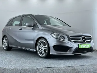 Usado Mercedes B200 AMG line 2017 Cinzento Monovolume