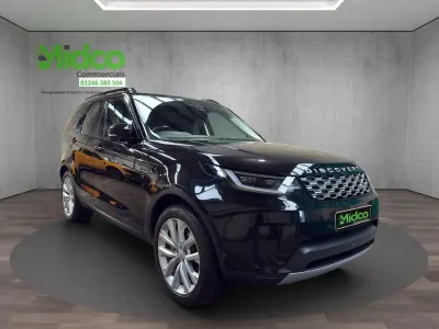 Używany Land Rover Discovery 5 SE 2021 Czarny SUV