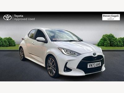 Used Toyota Yaris Hybrid 2023 White Hatchback