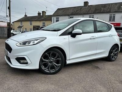 Usado Ford Fiesta ST-Line 140 HP (102 kW) 2018 Branco Citadino
