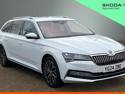 Used Skoda Superb LAURIN & KLEMENT 200 HP (147 kW) 2024 White  Estate