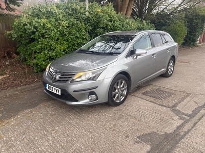 Used Toyota Avensis T4 124 HP (91 kW) 2012 Grey Estate