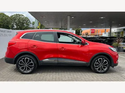 Used Renault Kadjar Version S 140 HP (102 kW) 2021 Red  SUV