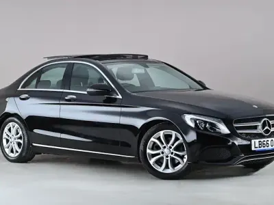Begagnad Mercedes C200 Premium 184 HK (135 kW) 2016 Svart Sedan