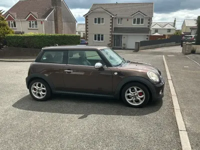 Used Mini Cooper Hatch 122 HP (89 kW) 2010 Brown Hatchback