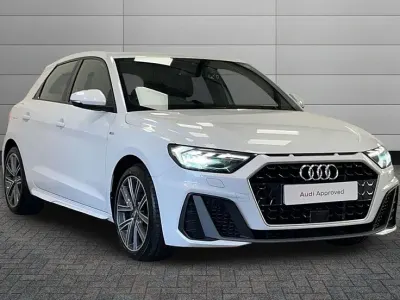 Used Audi A1 Sportback S-Line 114 HP (83 kW) 2019 Glacier white Hatchback