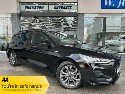 Used Ford Focus ST-Line 125 HP (91 kW) 2023 Black Estate