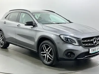Used Mercedes GLA180 Urban 122 HP (89 kW) 2019 Grey SUV