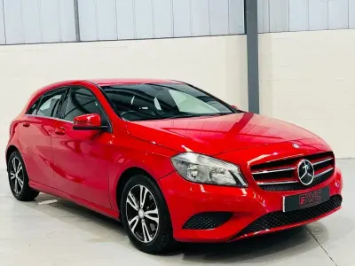 Used Mercedes A180 SE 122 HP (89 kW) 2015 Red Hatchback