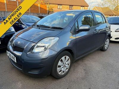 Used Toyota Yaris 101 HP (74 kW) 2009 Blue Hatchback