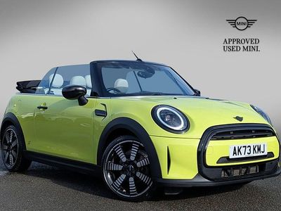 Used Mini Cooper Exclusive 134 HP (98 kW) 2023 Yellow Hatchback