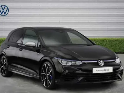 Używany VW Golf VIII R 320 KM (235 kW) 2023 Czarny Hatchback