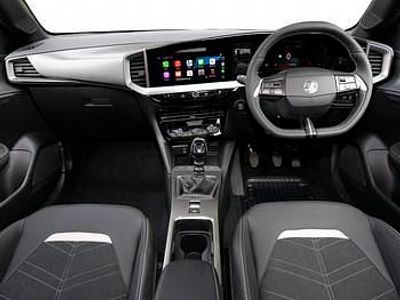 New Vauxhall Mokka Ultimate 136 HP (100 kW) 2026 Gloss metallic  colibri blue SUV