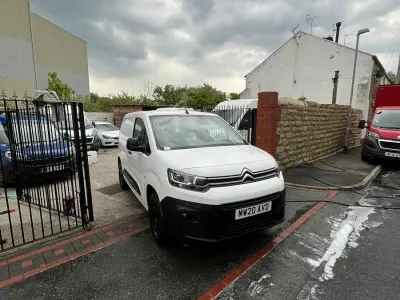 Used Citroën e-Berlingo PureTech 110 HP (80 kW) 2020 White