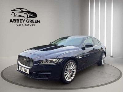 Used Jaguar XE Portfolio 180 HP (132 kW) 2017 Blue Sedan