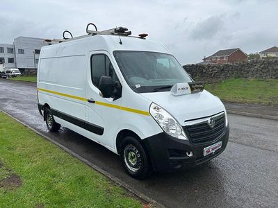 Used Vauxhall Movano 130 HP (95 kW) 2017 White MPV