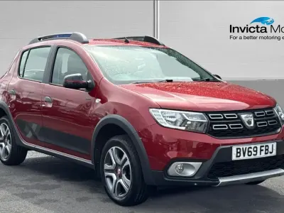 Used Dacia Sandero Stepway 90 HP (66 kW) 2019 Red Hatchback