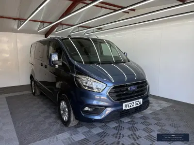 Used Ford 300 Limited 2022 Blue Van
