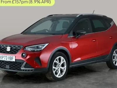 Begagnad Seat Arona FR 110 HK (80 kW) 2023 Röd SUV