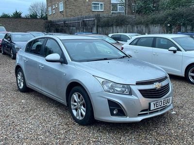 Silver Used 2013 Chevrolet Cruze LT Hatchback | £2,999 (Expensive)