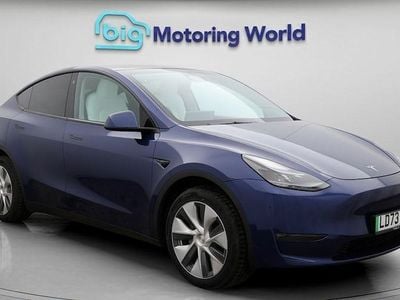 Blue Used 2024 Tesla Model Y Long Range AWD SUV | £29,800 (Fair price)