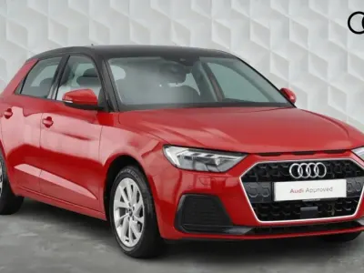 Usado Audi A1 Sportback Sport 95 HP (69 kW) 2023 Vermelho Citadino