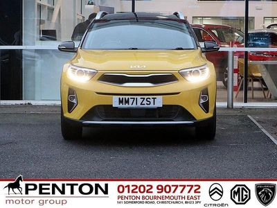 Yellow Used 2022 Kia Stonic SUV | £14,990 (Fair price)