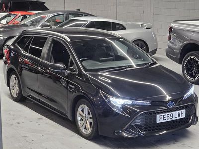 Used Toyota Corolla 122 HP (89 kW) 2019 Black Estate