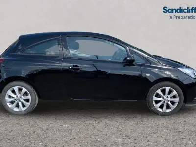 Käytetty Vauxhall Corsa 2019 Musta Viistoperä