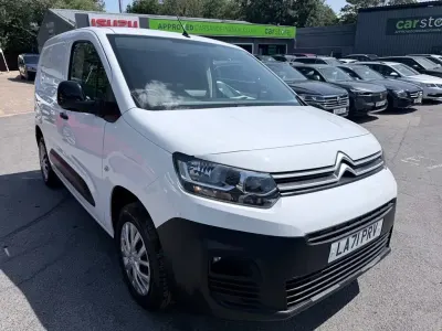 Used Citroën Berlingo 100 HP (73 kW) 2022 White MPV